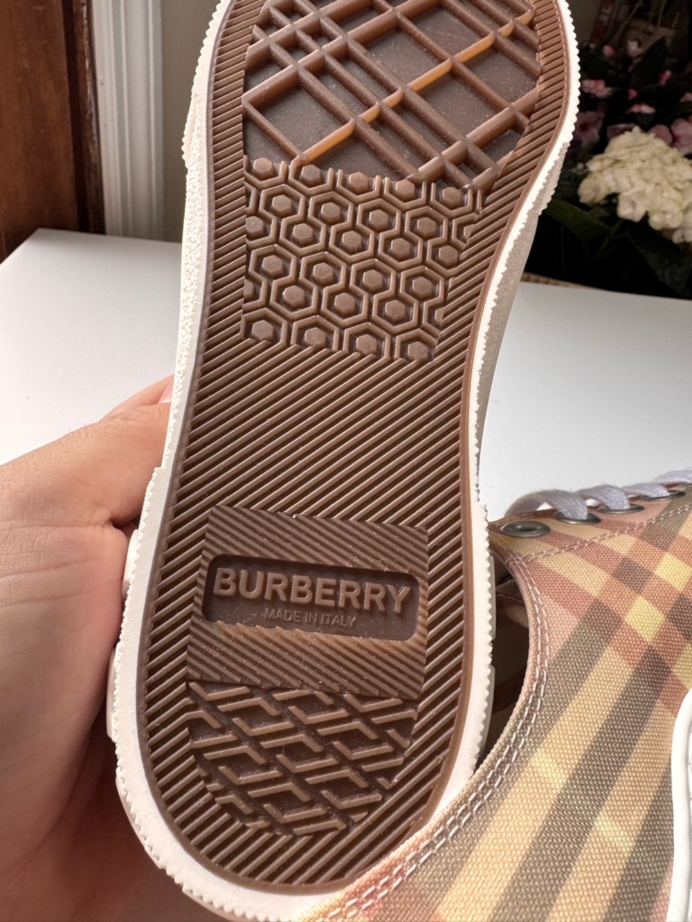 Burberry Check Platform Sneakers – Size EU 39.5 (Fits ~40) – Made in Italy - Picture 10 of 11